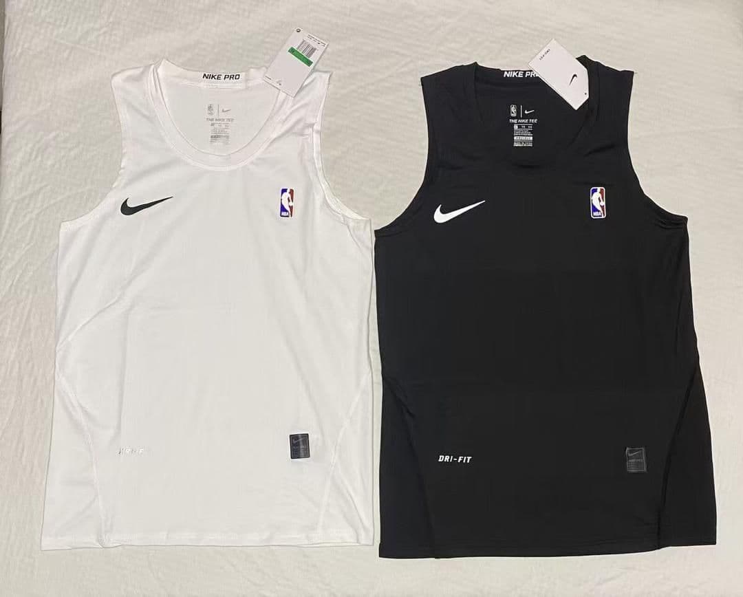 Débardeur noir, blanc